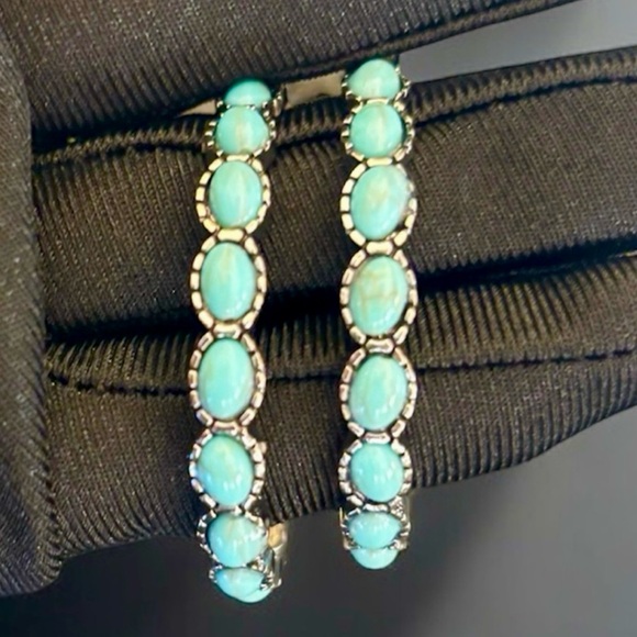 π₯2/$24 or 3/$30π₯ Boho Western Chic Turquoise & Silver Hoop Earrings. NWT - Picture 1 of 5